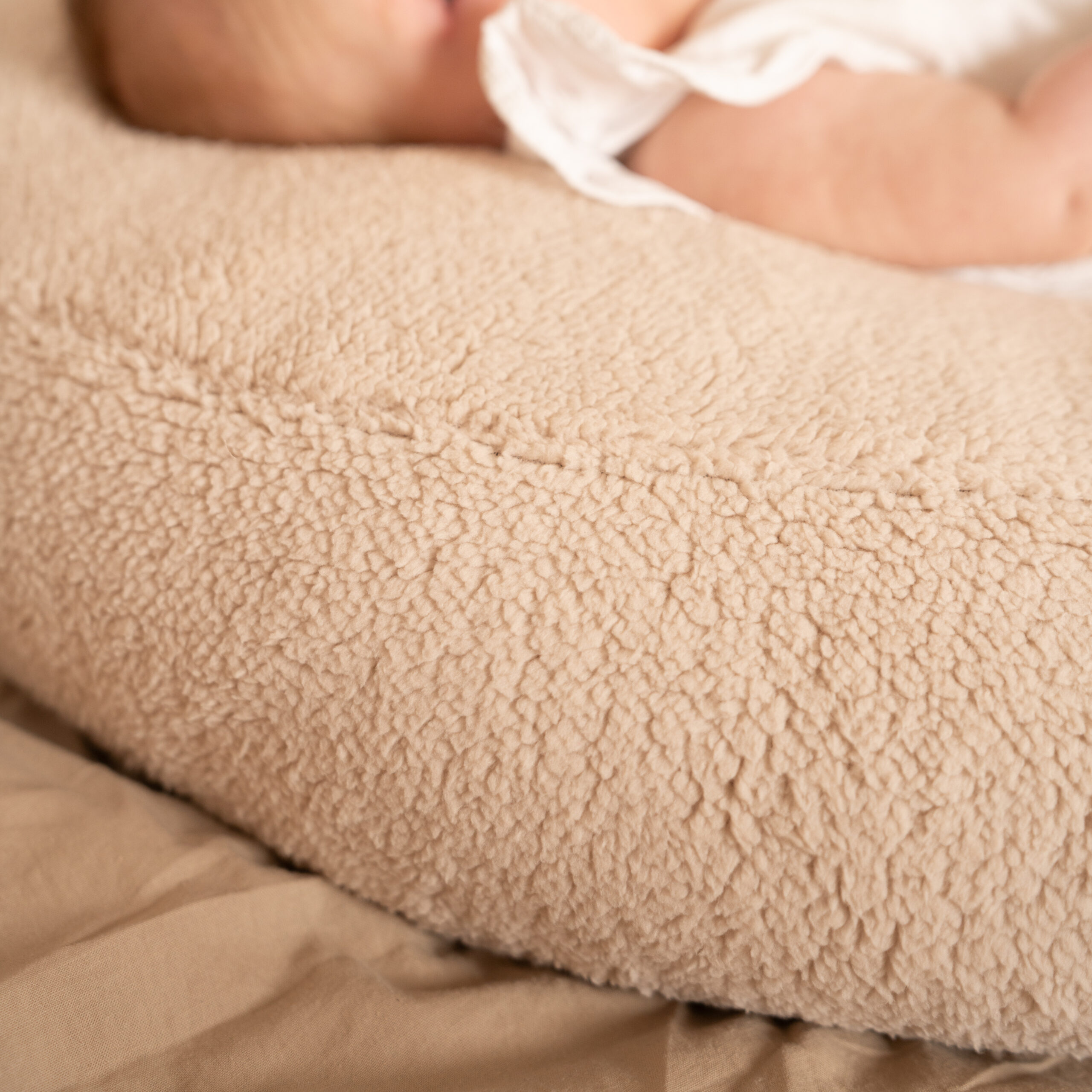 Relaxhoes Teddy licht Beige details